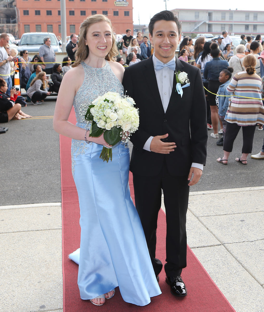 051819_gal_middletwp31.JPG